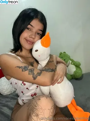 vanessabellfree / vanessabellaxo nude photo #0023