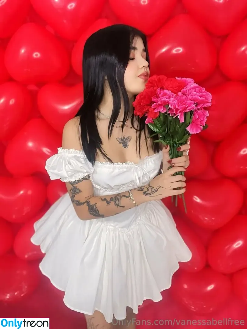 vanessabellfree nude photo #0075 (vanessabellaxo)