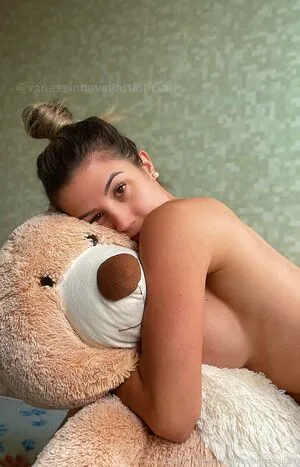vanessinhavailatti / vanessinhavailatti_ nude photo #0090