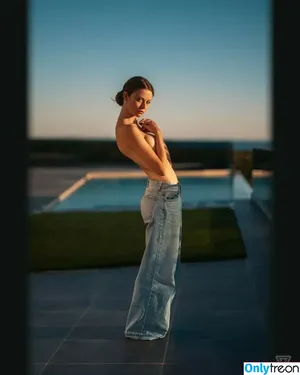Vanille Barres nude