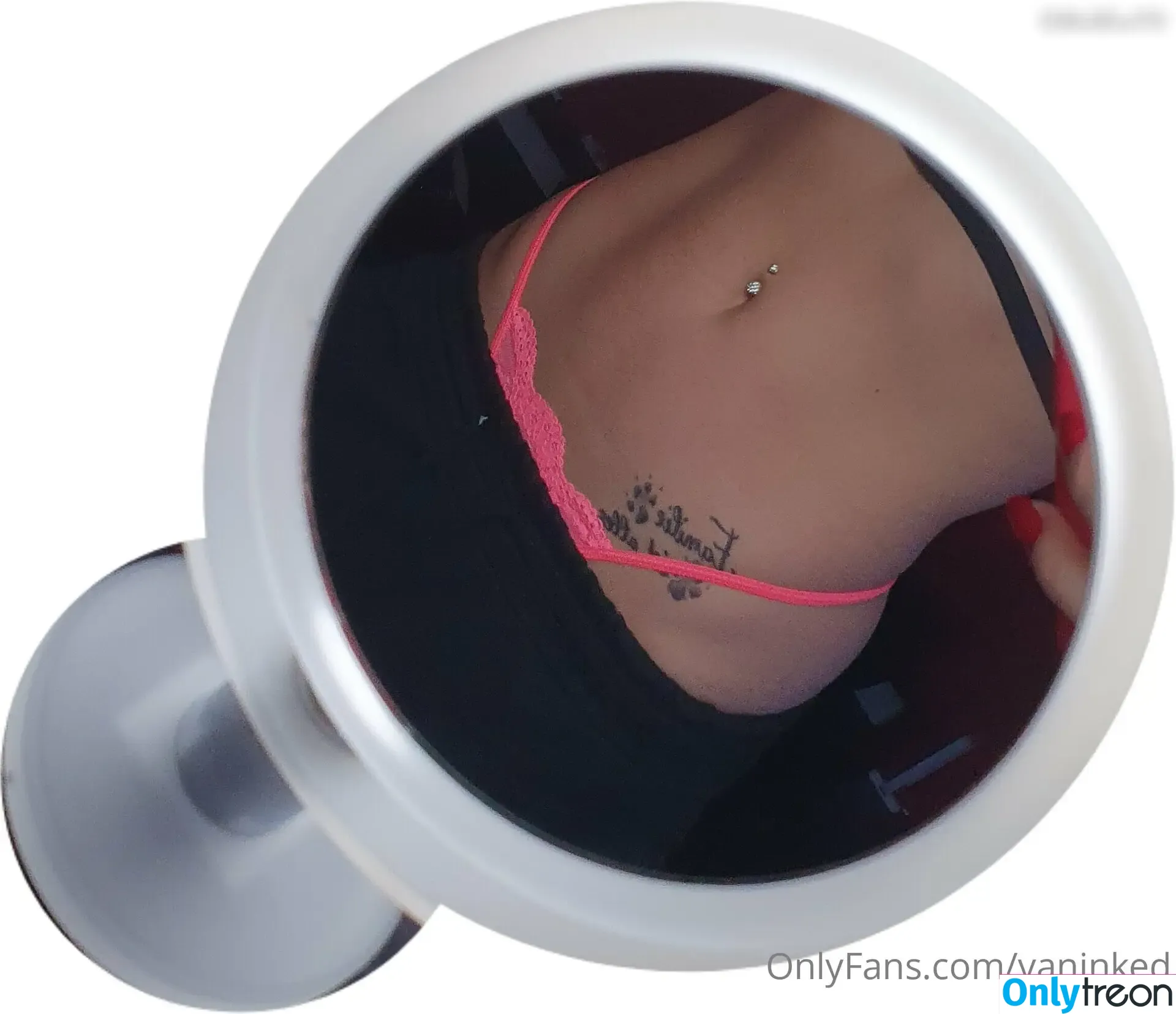 Vaninked nude photo #0011 (van_ink)