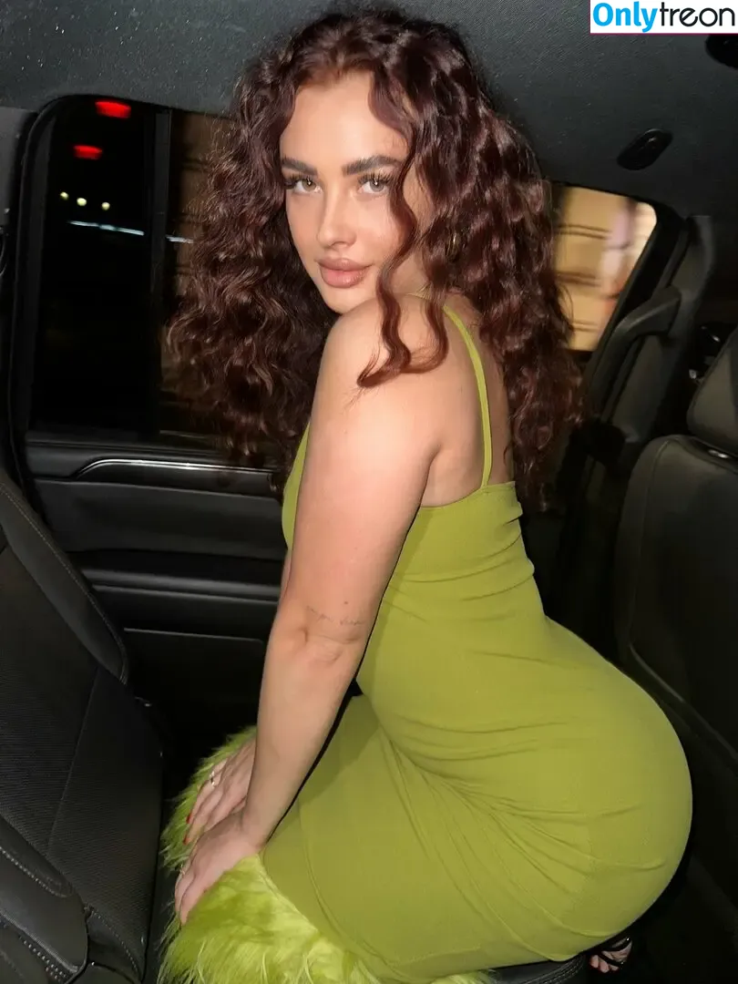 vannnag nude photo #0011 (ardenparty / vannnabanana)