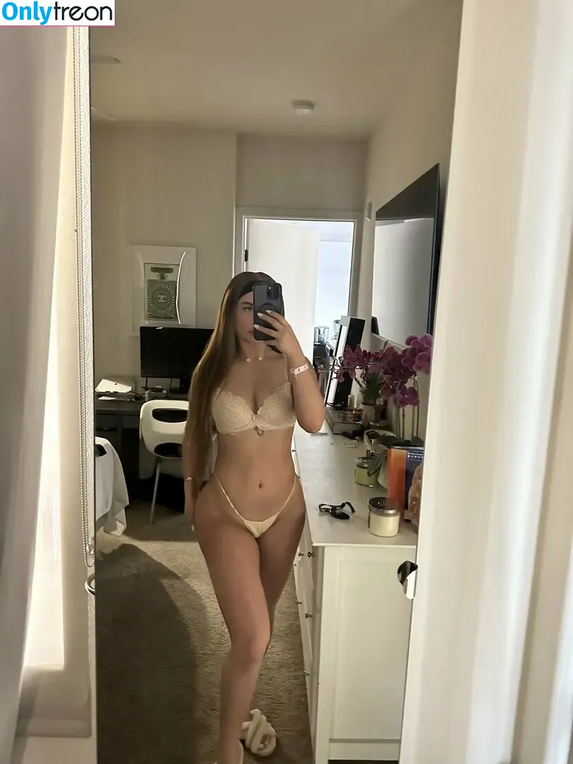 vannnag nude photo #0018 (ardenparty / vannnabanana)