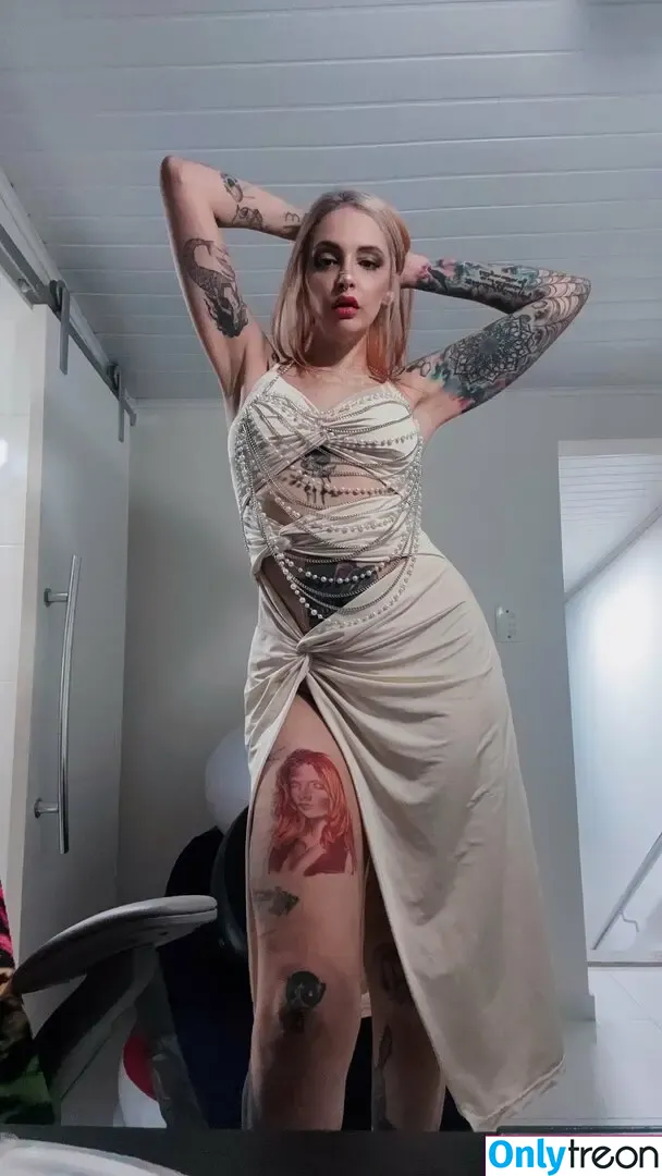 vanplive nude photo #0117 (vanplive)