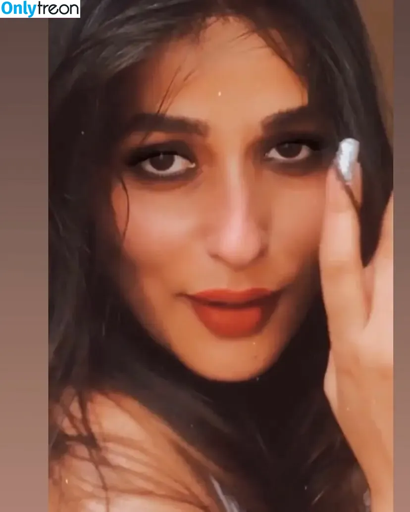 Vansheen Verma Sumbriya nude photo #0050 (vansheen_sumbriya / vansheen_verma)