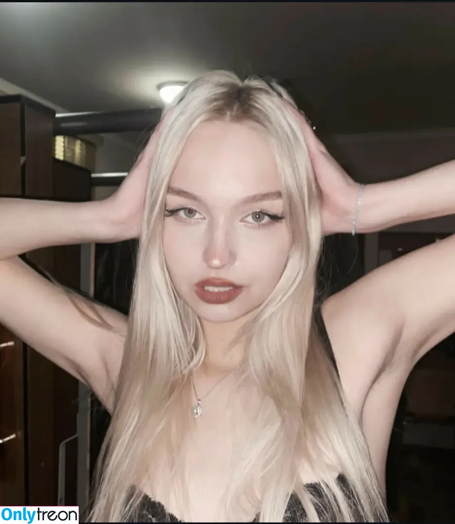 vantaesll голая photo #0007 (sasha (dancer for vixxene)