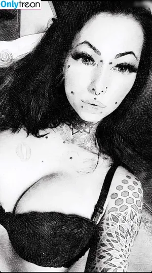 Vanyvanity nude photo #0111