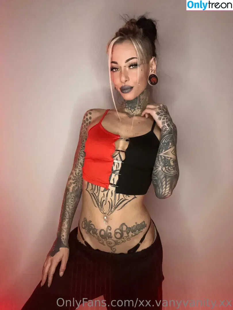Vanyvanity nude photo #0063 (Vanyvanity)