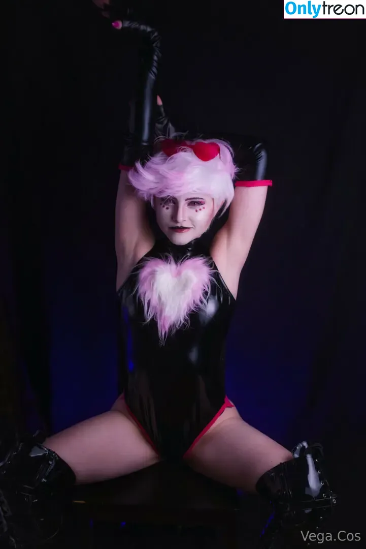 vega.cos nude photo #0323 (anyuser)