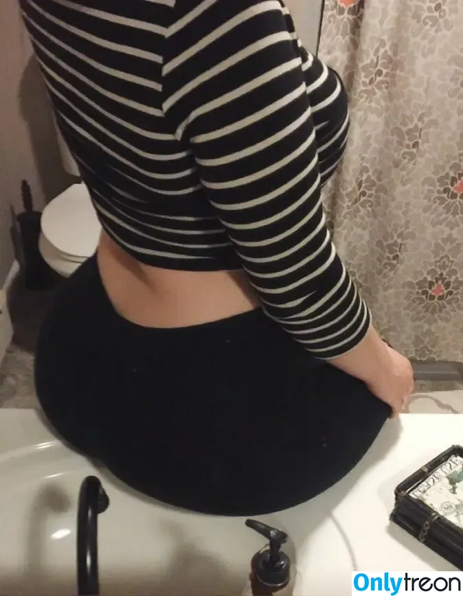 vegan__booty nude photo #0013 (tinakitten)