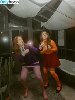 Velma & Daphne Cosplay / velmacosplayer nude photo #0060