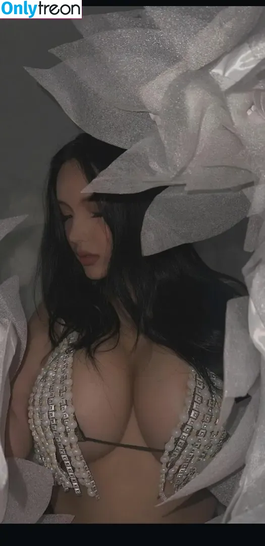 Venus Lorraine nude photo #0013 (Magallanes ALUA / venuscurtissmith)