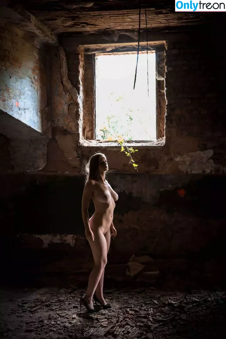 Venus Nordique голая photo #0038 (nordicdkgirl / venusnordique)
