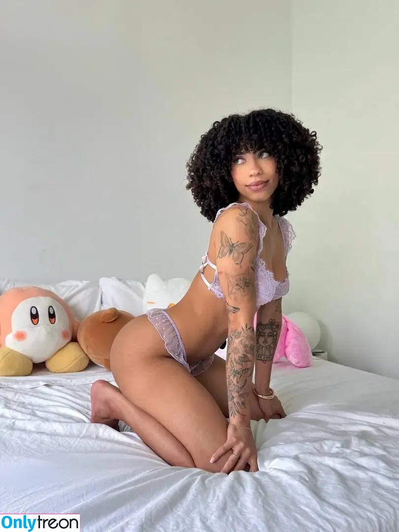 Venusmarquez голая photo #0351 (maggieshoots / thevenusmarquez)