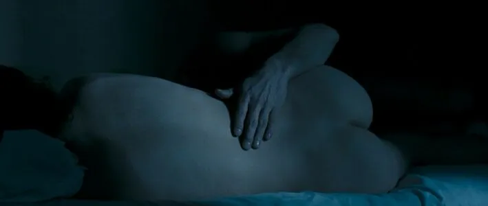 Vera Farmiga / verafarmiga nude photo #0084