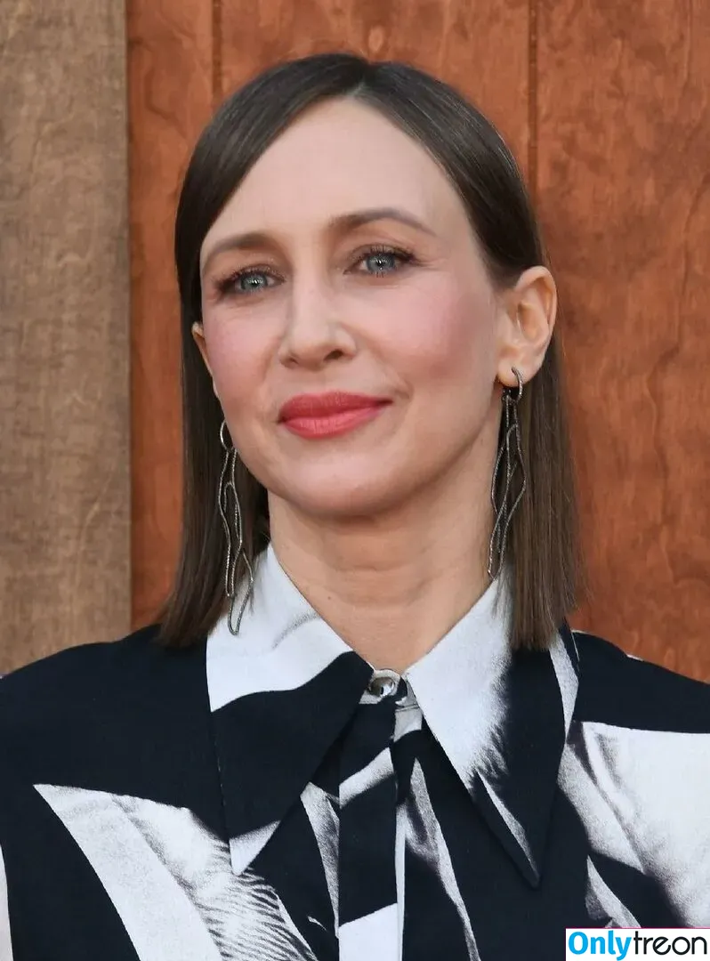 Vera Farmiga голая photo #0109 (verafarmiga)