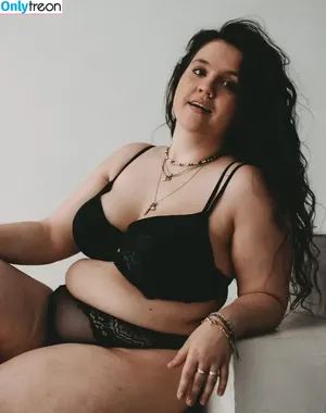  nude photo #0004