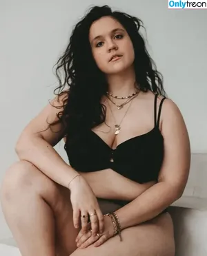  nude photo #0005