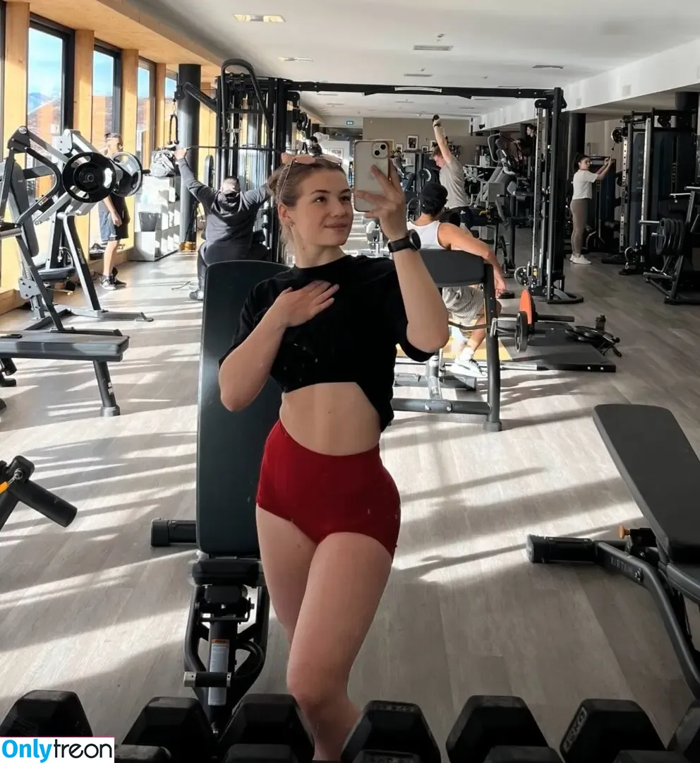 Veronica Kreidl голая photo #0012 ( / Fitness Trainer / veronicakreidl)