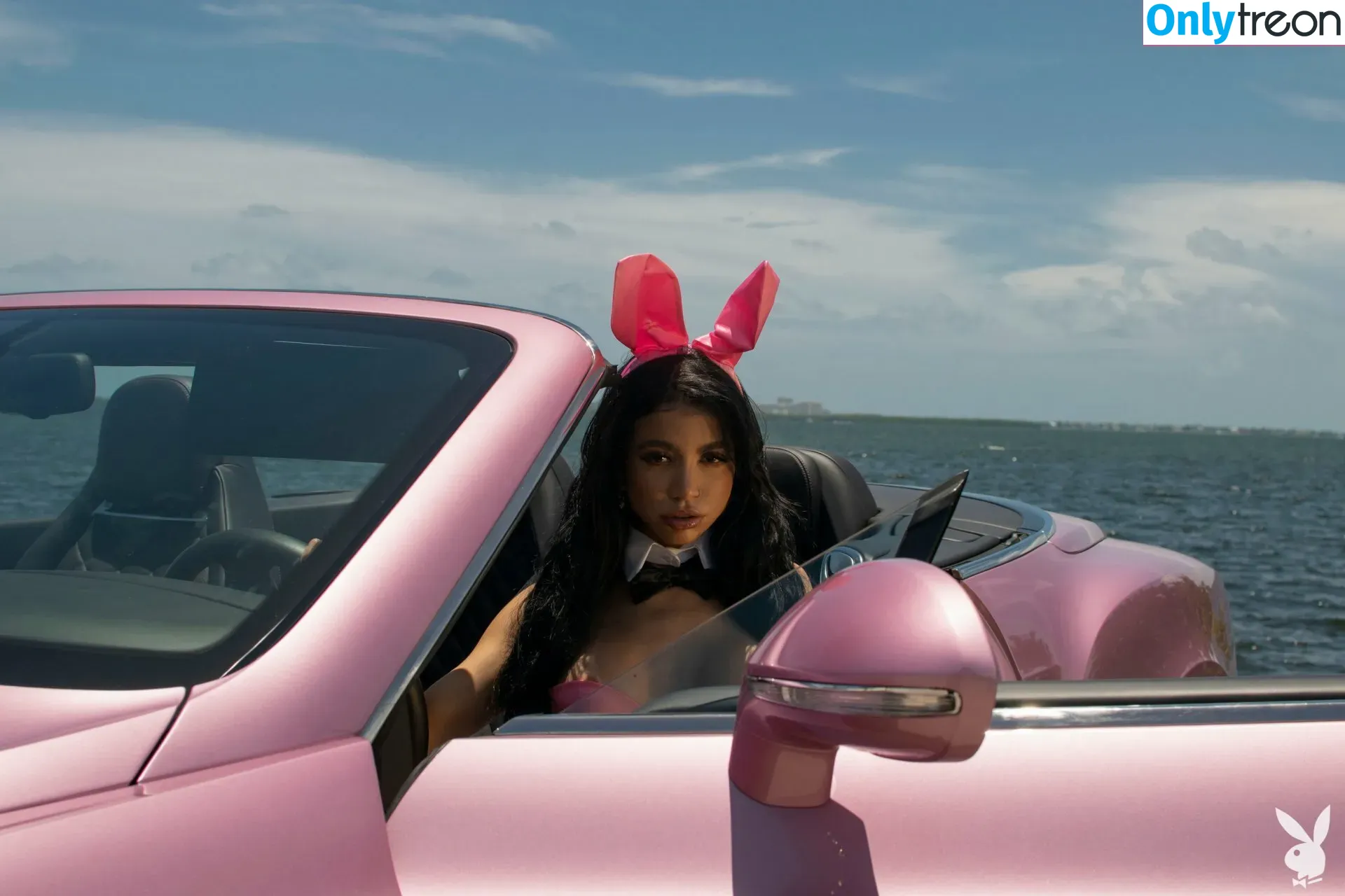 Veronica Rodriguez голая photo #0062 (LilveronicaR / vrodlive)