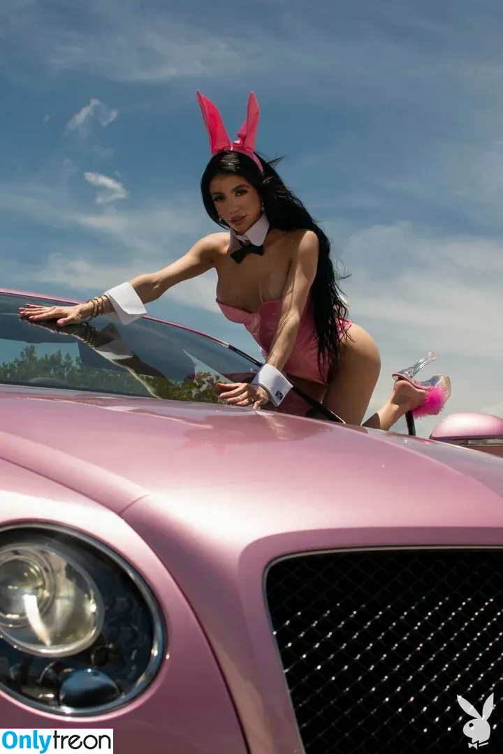 Veronica Rodriguez nude photo #0067 (LilveronicaR / vrodlive)