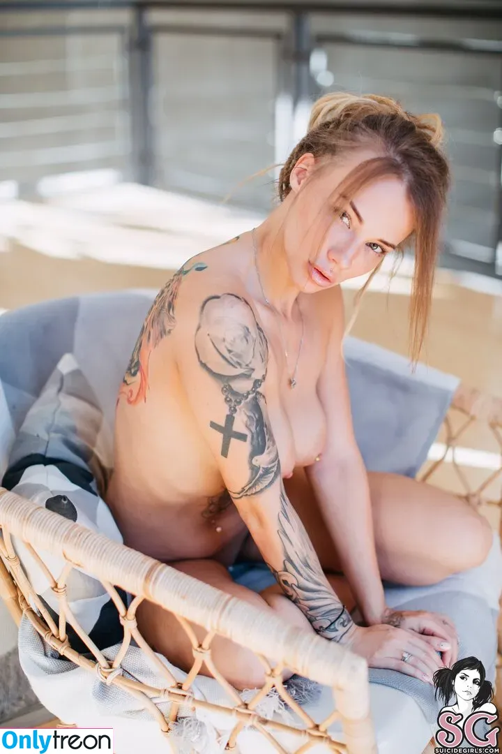 Veronica Wonka nude photo #0157 (wonka_official / wonkasuicide)