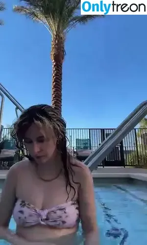  nude photo #0007