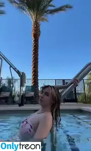  nude photo #0009