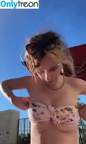 veronicafreymusic nude photo #0004 (veronicafreymusic)