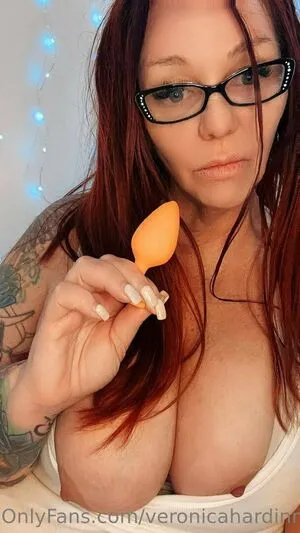 veronicahardinn / moossion nude photo #0290