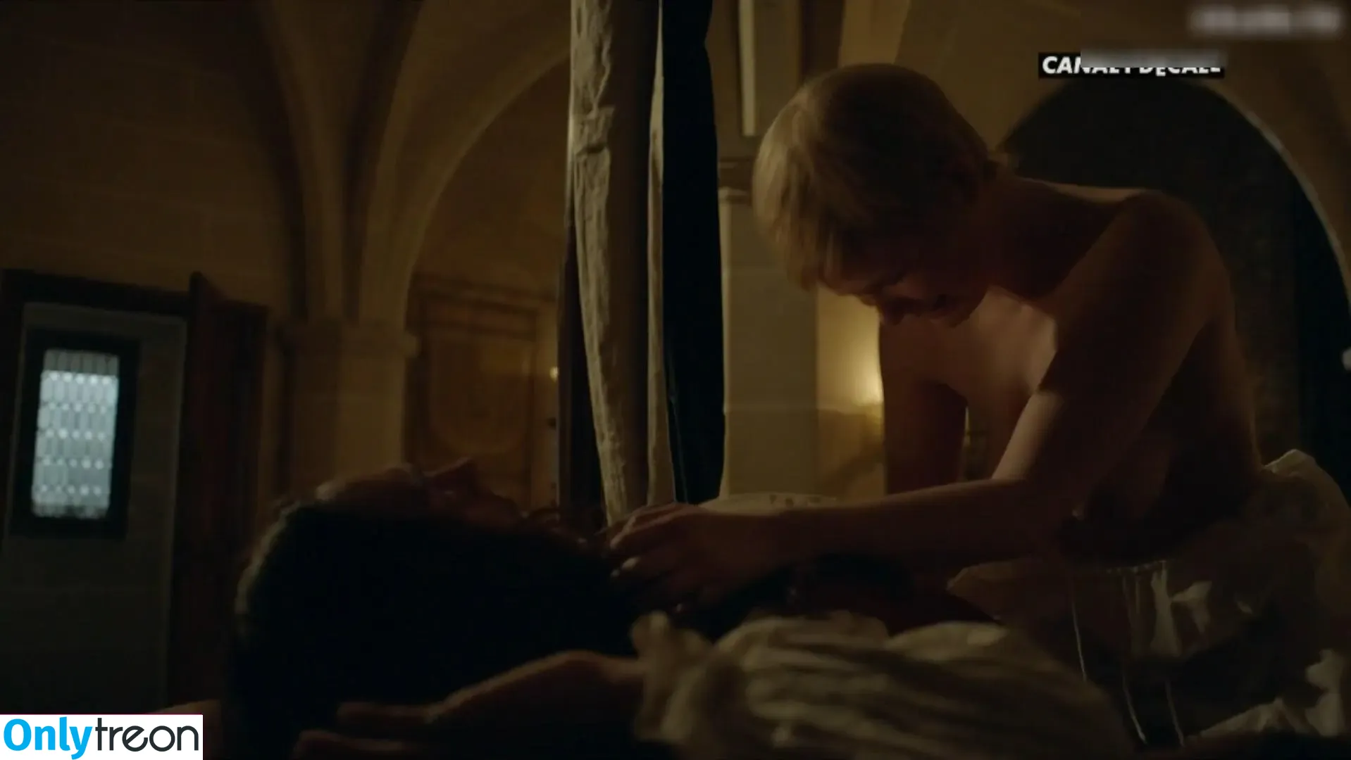 Versailles (Fernsehserie) голая photo #0053 (Versailles (Fernsehserie))