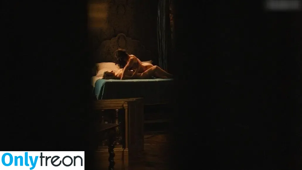 Versailles (Fernsehserie) голая photo #0083 (Versailles (Fernsehserie))