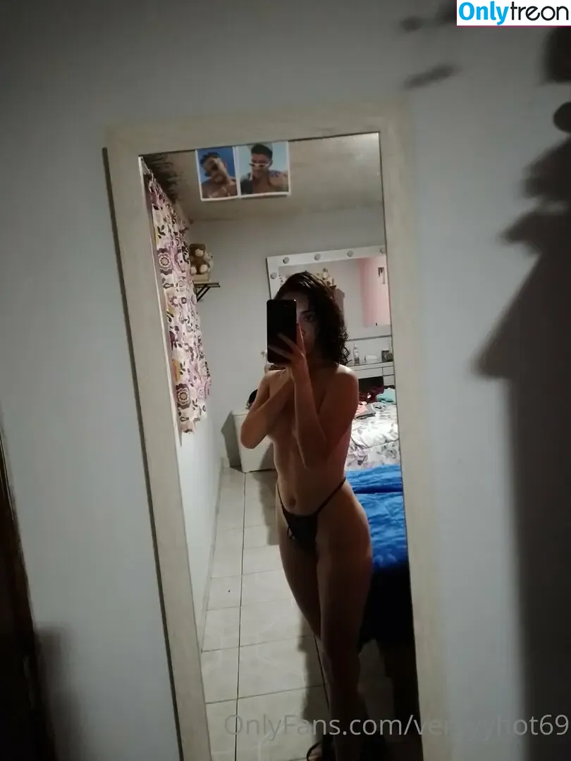 veryyyhot69 nude photo #0007 (veryyyhot69)