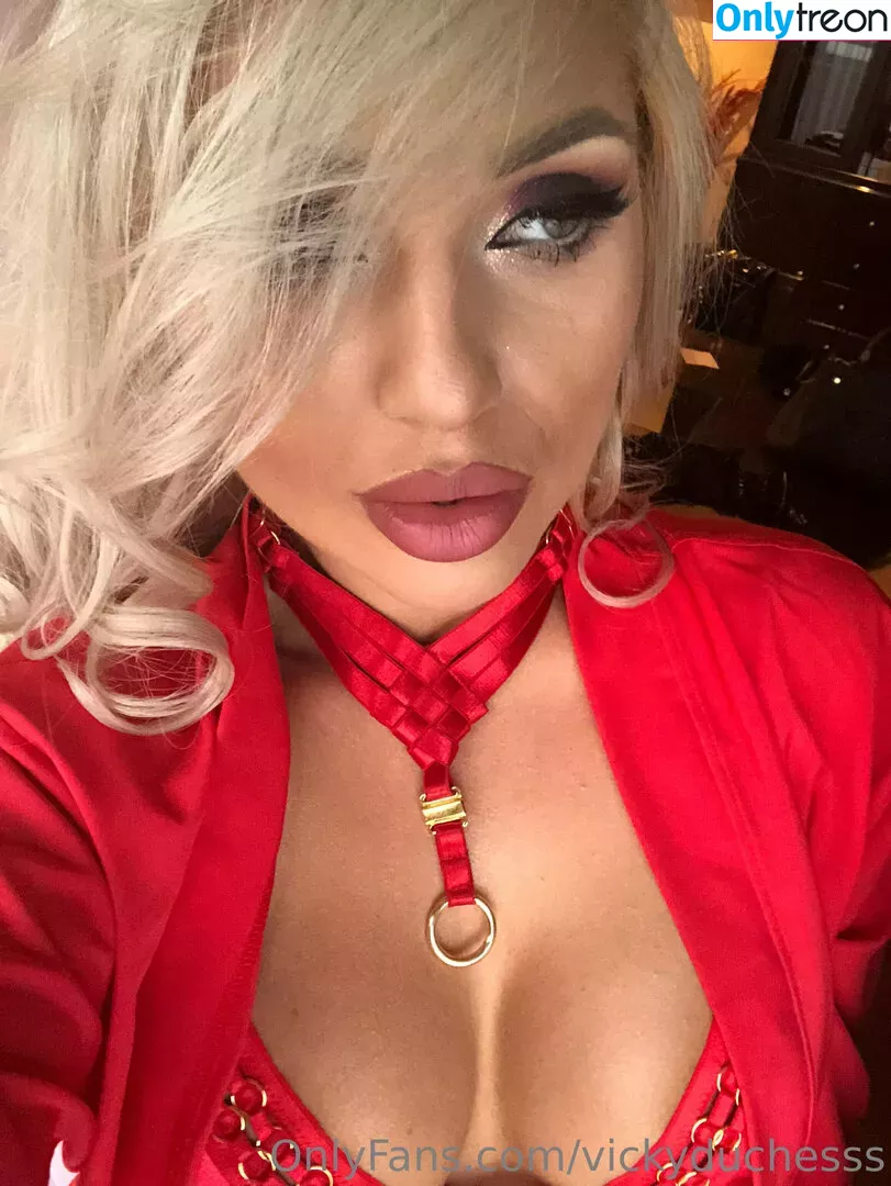 vickyduchesss nude photo #0009 (vickyduchess / vickyduchessss)