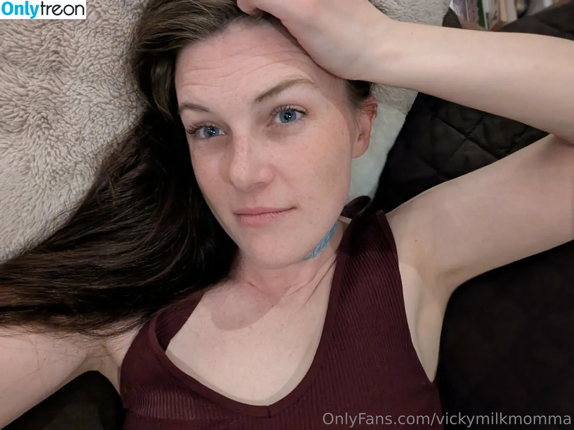 vickymilkmomma nude photo #0078 (_milkmomma_)