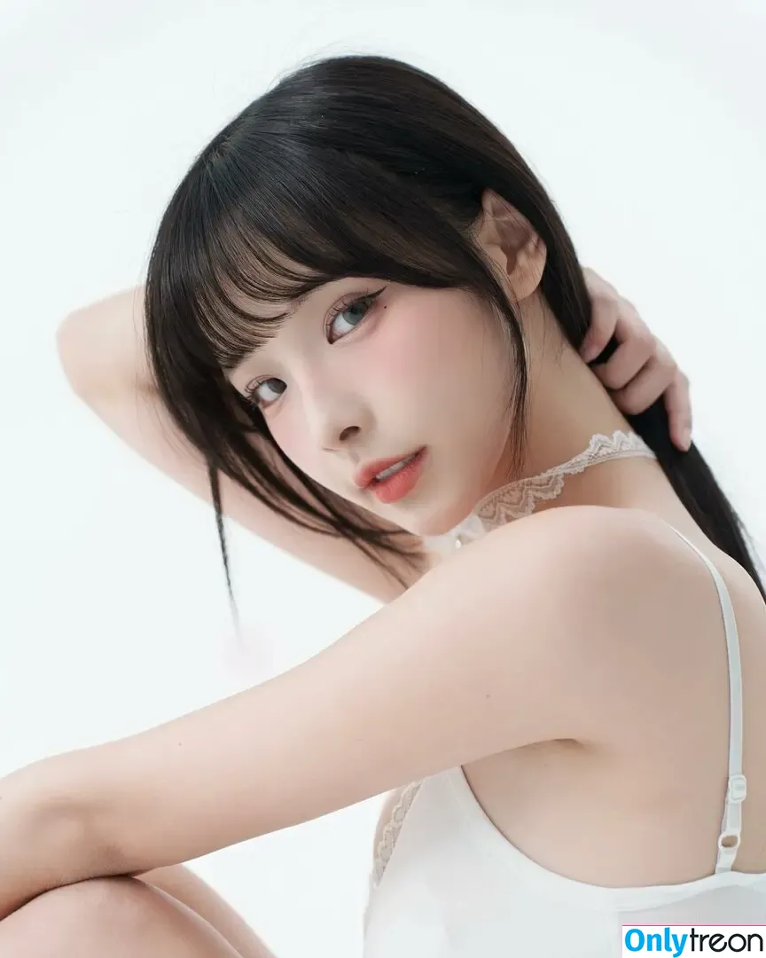 _vickymouse nude photo #0001 (Vicky教主♥︎ 黃玟綺)