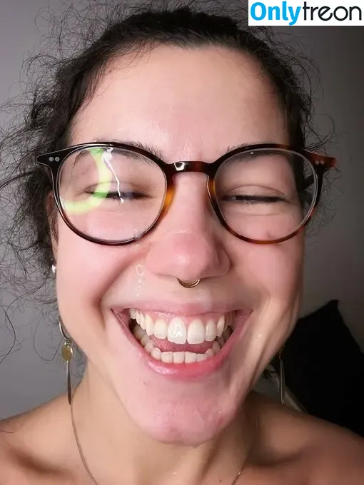 Victoire De Blasset nude photo #0047 (victoiredeblasset / victoiredeblasset2.0)