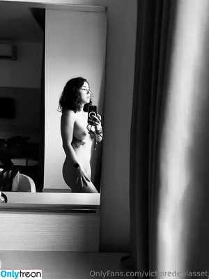 victoiredeblasset / victoiredeblasset2.0 nude photo #0018