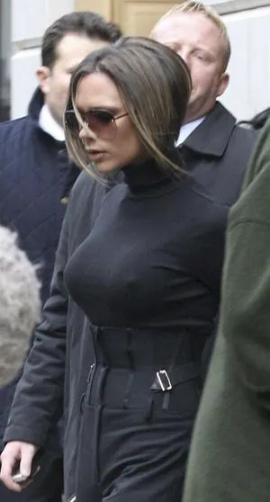 Victoria Beackham / victoriabeckham фото голая #0040