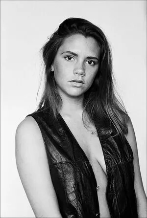 Victoria Beackham / victoriabeckham фото голая #0056