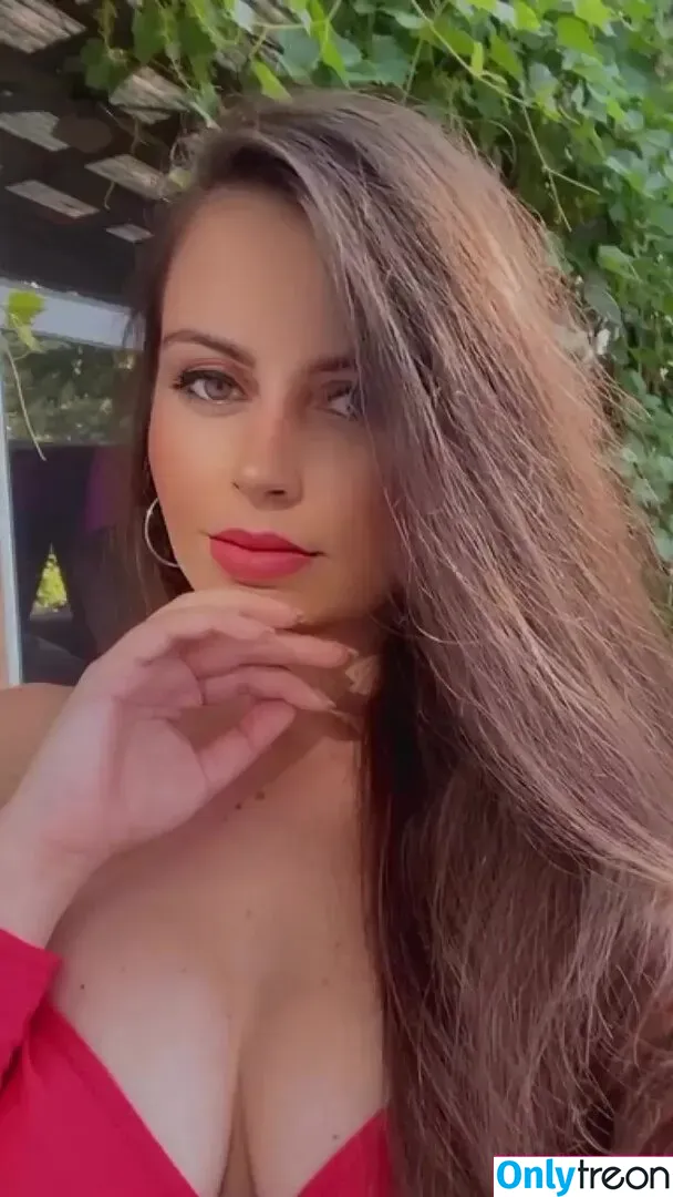 Victoria Boiadgieva nude photo #0428 (victoria / victoriabdg)