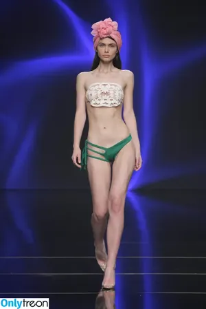 Victoria Bronova / victoriabrono фото голая #0661