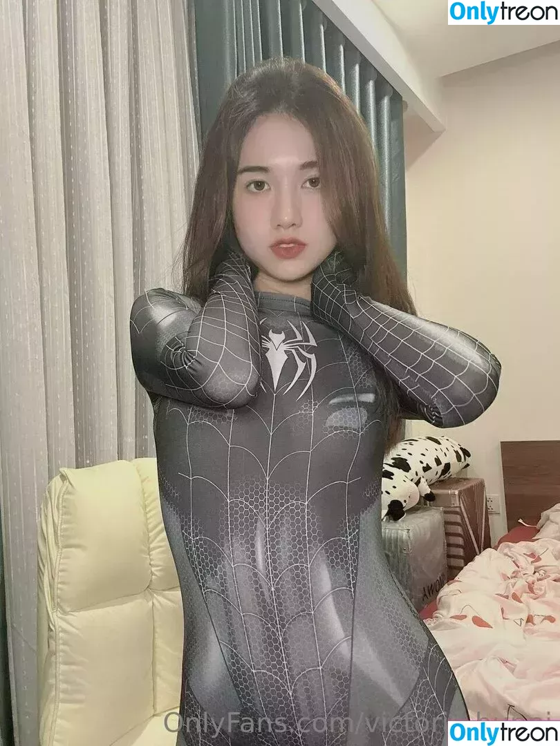 victoria.bunni nude photo #0001 (bunni.tori)