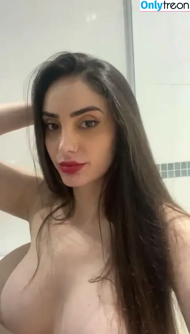Victoria Camargo nude photo #0003 (victoriacamargou / victoriaskc)