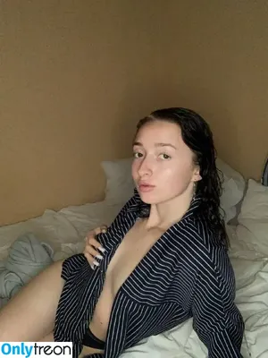 Victoria Carame / carmenvictoriqq / victoria.carame1 nude photo #0037