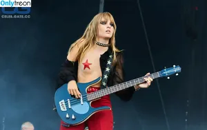 Victoria De Angelis / Maneskin bassist / vicdeangelis фото голая #0624