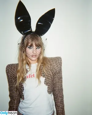 Victoria De Angelis / Maneskin bassist / vicdeangelis фото голая #0636