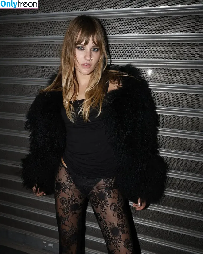 Victoria De Angelis голая photo #0643 (Maneskin bassist / vicdeangelis)