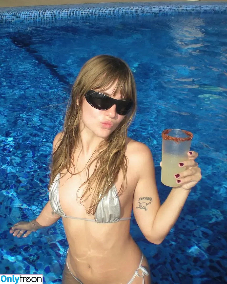 Victoria De Angelis голая photo #0675 (Maneskin bassist / vicdeangelis)