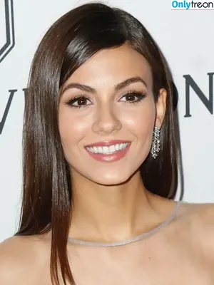 Victoria Justice / victoriajustice nude photo #0487